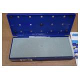 Norton Waterstone Combination Grit Bench Stone - 220/1000 Grit