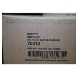 600 Single Serving Packs of Hot Sauce and Ketchup