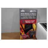 Housewares - Toaster, Copper Knives, Oven Gloves