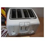 Housewares - Toaster, Copper Knives, Oven Gloves