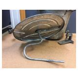 Antique Majestic No. 40 Bread Maker - 1906 Antique Majestic No. 40 Bread Maker - 1906