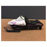 Nifty Diecast Classic Polaris XCR 600 Nifty Diecast Classic Polaris XCR 600