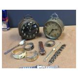 Group Vintage Clocks - Watches Group Vintage Clocks - Watches