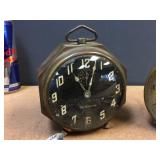 Group Vintage Clocks - Watches Group Vintage Clocks - Watches