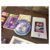 Star Trek Collectables - Telephone - Laserdisk - Movies Star Trek Collectables - Telephone - Laserdisk - Movies