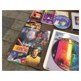 Star Trek Collectables - Telephone - Laserdisk - Movies Star Trek Collectables - Telephone - Laserdisk - Movies
