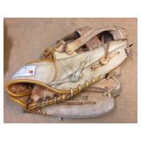 3 Vintage Leather Ball Gloves - Right Hand Throw 3 Vintage Leather Ball Gloves - Right Hand Throw