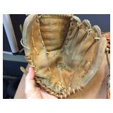 4 Vintage Leather Ball Gloves - Right Hand Throw 4 Vintage Leather Ball Gloves - Right Hand Throw