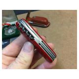 Victorinox Swiss Army Knife - Waterford Crystal Ornament Victorinox Swiss Army Knife - Waterford Crystal Ornament