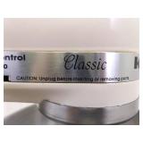 WORKING and VERY CLEAN Kitchen Aid Classic Mixer WORKING and VERY CLEAN Kitchen Aid Classic Mixer