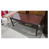 Set of Desk, Table and Round Table (585096) Set of Desk, Table and Round Table (585096)