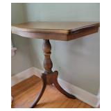Tri Foot Pedestal Side Table