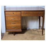 Refined Vintage Mid-Century Modern Sewing Table - Singer Model 600 Sewing Machine