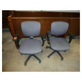Gray Swivel Office Chairs x 2 Gray Swivel Office Chairs x 2