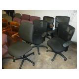 Black Swivel Office Chairs x 5 Black Swivel Office Chairs x 5