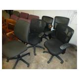 Black Swivel Office Chairs x 5 Black Swivel Office Chairs x 5