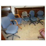 Blue Swivel Office Chairs x 5 Blue Swivel Office Chairs x 5
