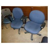 Blue Swivel Office Chairs x 5 Blue Swivel Office Chairs x 5