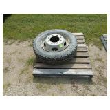 Truck Dually Spare 225/70R/19.5 Truck Dually Spare 225/70R/19.5