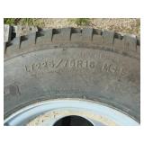 Truck Dually Spare 225/75R/16 Truck Dually Spare 225/75R/16