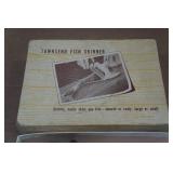 Vintage Townsend Fish Skinner