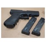 Glock 17 Gen 2 9mm Semi-Auto Pistol - 3 Magazines