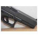 Glock 17 Gen 2 9mm Semi-Auto Pistol - 3 Magazines