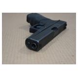 Glock 17 Gen 2 9mm Semi-Auto Pistol - 3 Magazines
