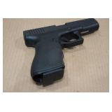 Glock 17 Gen 2 9mm Semi-Auto Pistol - 3 Magazines