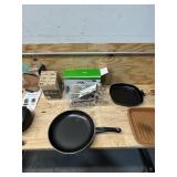 Assortment of cooking utensils lot Assortment of cooking utensils lot