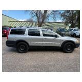 2005 VOLVO XC70 *All Wheel Drive* (NO RESERVE)