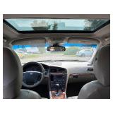 2005 VOLVO XC70 *All Wheel Drive* (NO RESERVE)