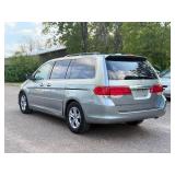 2008 HONDA ODYSSEY TOURING *No Accidents* (NO RESERVE)