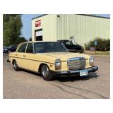 1976 MERCEDES 240V