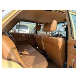 1976 MERCEDES 240V