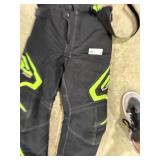 FXR SNOW BIBS SIZE 14 FXR SNOW BIBS SIZE 14