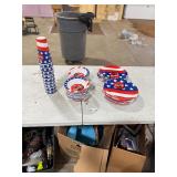 COCA-COLA (17) PLATES, (24) BOWLS, & (10) CUPS COCA-COLA (17) PLATES, (24) BOWLS, & (10) CUPS