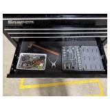 SNAP ON 7 DRAWER TOOL BOX WITH TOOLS SNAP ON 7 DRAWER TOOL BOX WITH TOOLS
