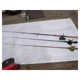 3 NICE FISHING RODS 6 3 NICE FISHING RODS 6