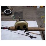 3 NICE FISHING RODS 6 3 NICE FISHING RODS 6
