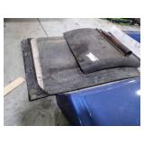 3 SEMI FENDERS AND 7 MUD FLAPS 3 SEMI FENDERS AND 7 MUD FLAPS