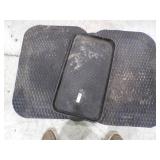 2 ANTI FATIGUE MATS 1 BOOT TRAY 2 ANTI FATIGUE MATS 1 BOOT TRAY
