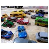 LG LOT OF HOT WHEELS & MATCHBOX CARS LG LOT OF HOT WHEELS & MATCHBOX CARS