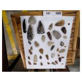 GREAT LOT OF ARROW HEADS WITH A LOT OF  VARIETY GREAT LOT OF ARROW HEADS WITH A LOT OF  VARIETY