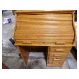 REAL OAK ROLL TOP DESK NEEDS SOME TLC REAL OAK ROLL TOP DESK NEEDS SOME TLC