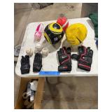 SPORTS LOT) SOCCER BALLS, BASEBALLS, & TENNIS BALLS SPORTS LOT) SOCCER BALLS, BASEBALLS, & TENNIS BALLS
