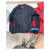 QTY 2) UNDER ARMOUR SWEATSHIRTS XL QTY 2) UNDER ARMOUR SWEATSHIRTS XL