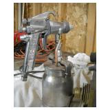 Paint Sprayer Air Source and Gun
