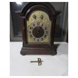 Vintage Kenzle Wind Up Clock