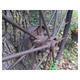 Vintage/Antique Wagon Wheel